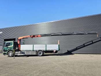 P320 4x2 / PALFINGER PK14002 / CRANE/KRAN